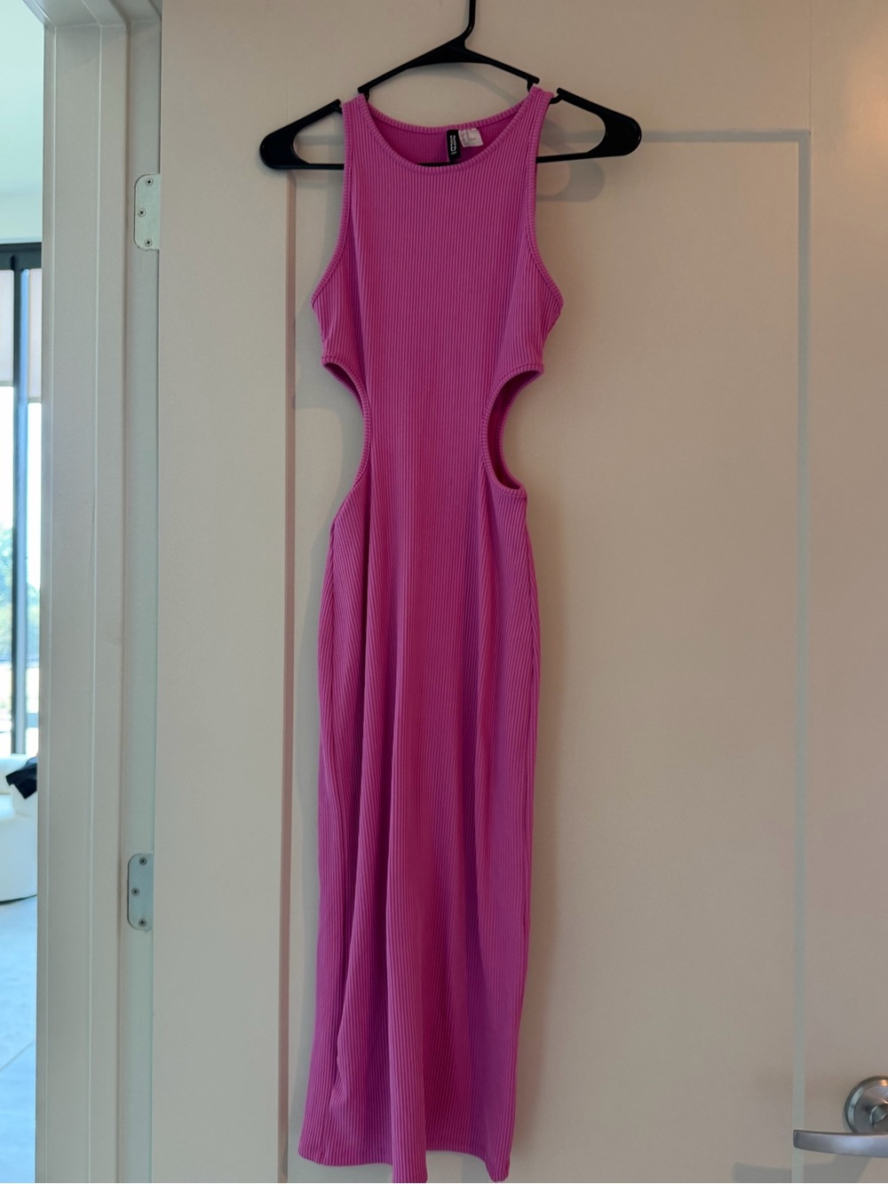 H&M Fuchsia Ribbed Cutout Maxi Dress